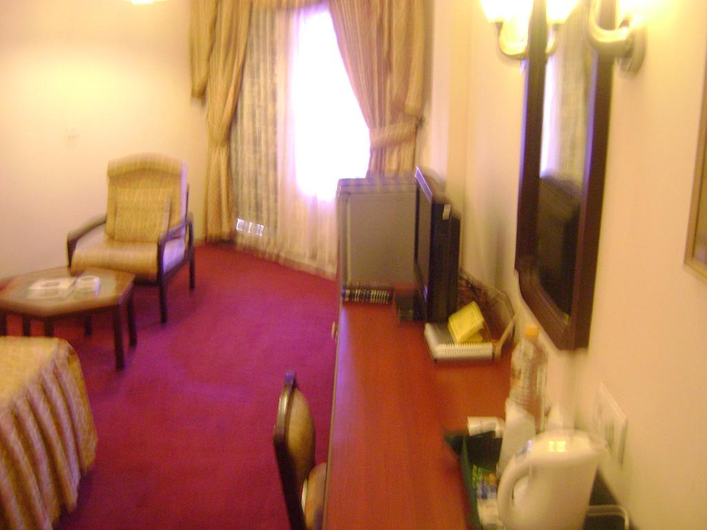Manuelsons Malabar Palace Kozhikode Extérieur photo
